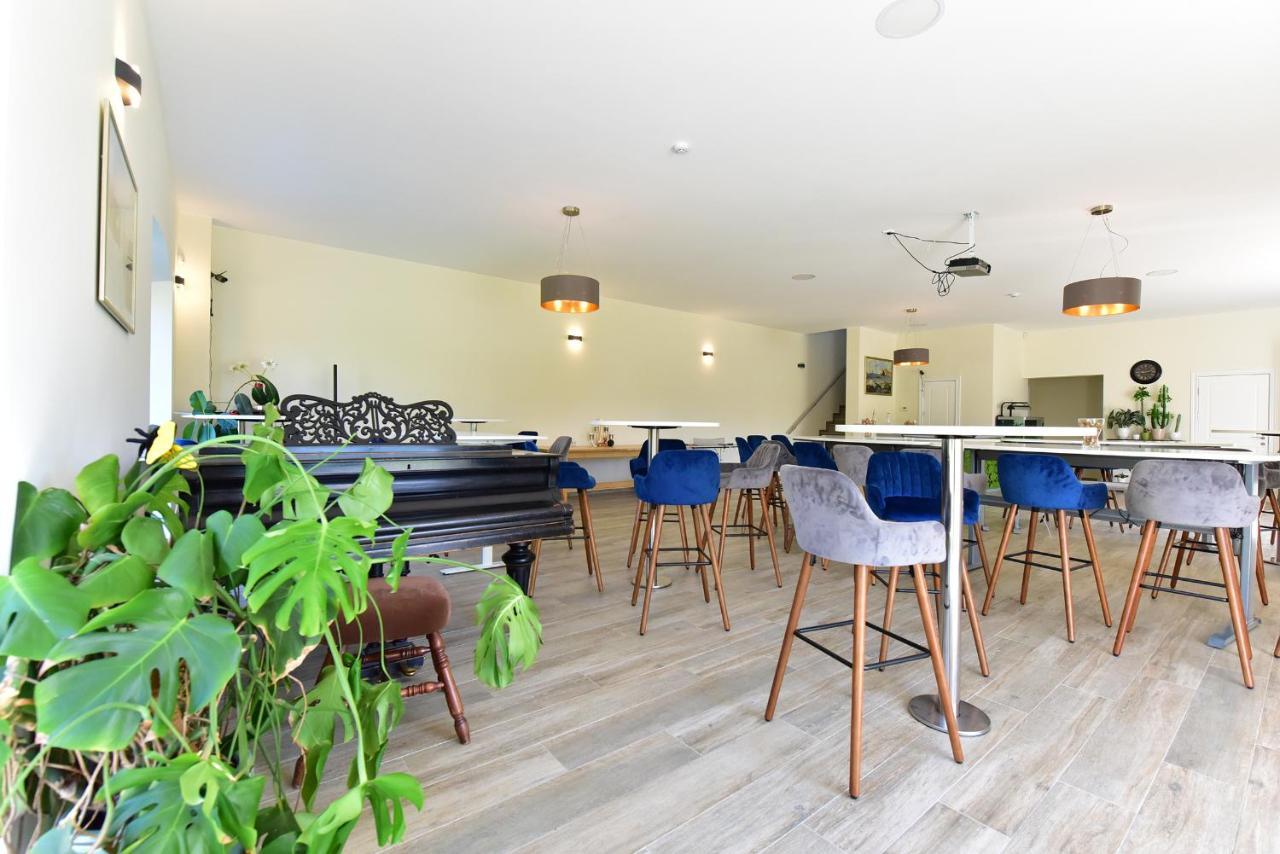 Auroradream Hotel Motiejiskes Екстериор снимка
